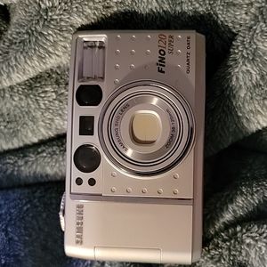Vintage Samsung camera